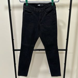 Black Old Navy jeans